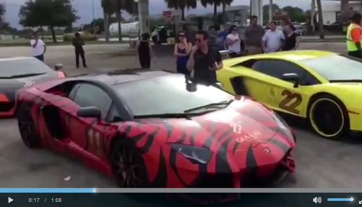 Dàn siêu xe Gia Lai Team bị cảnh sát Mỹ