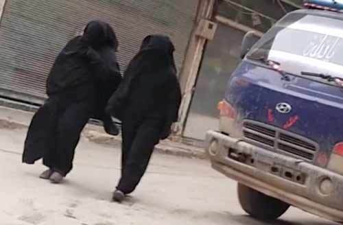 Video bóc trần cuộc sống đen tối ở 'thành trì' IS