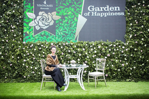 Trà chiều sang trọng của phụ nữ Hà Nội trong Vinhomes Riverside