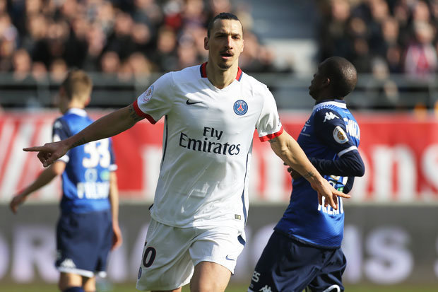 Chelsea dùng lương khủng cướp Ibra trước mũi M.U