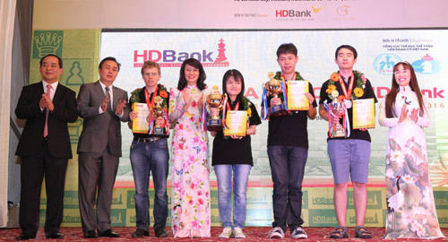 Cờ vua quốc tế HDBank: ‘Hạnh phúc được đóng góp’