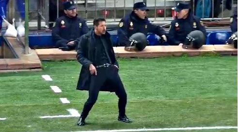 Học trò chiến PSV, Simeone