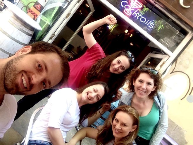 Du khách Ba Lan hoảng loạn vì bị cướp iPhone ở Sài Gòn