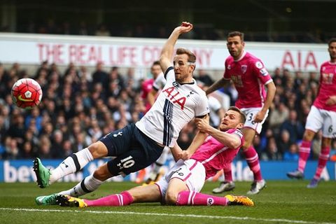 Harry Kane ghi bàn thắng nhanh nhất Ngoại hạng Anh 2015/16