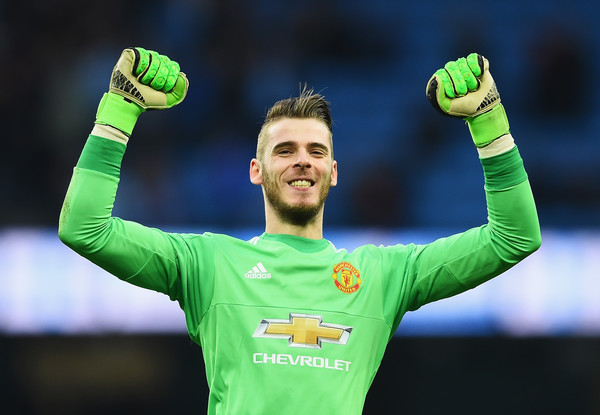 Zidane quyết 'vây bắt' De Gea, sếp M.U lo sốt vó