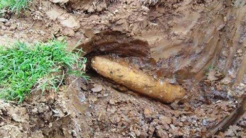 Cả xã hết hơi canh quả bom 250 kg