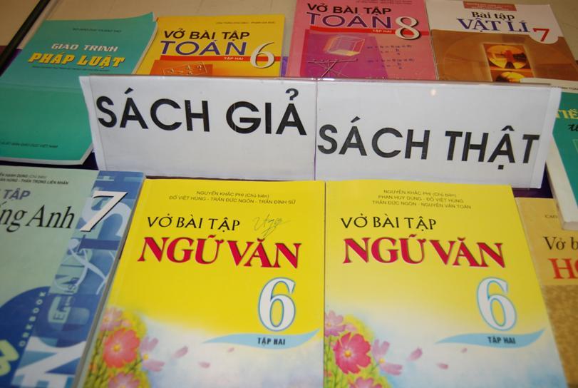 Khởi tố giám đốc công ty trữ hơn 50.000 cuốn sách lậu