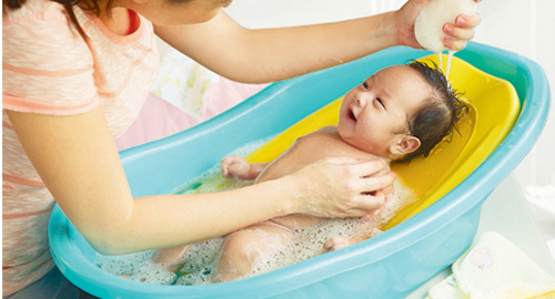 Chọn sản phẩm an toàn cho da em bé