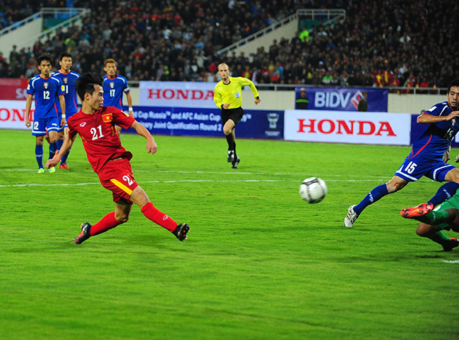 Văn Toàn cú đúp