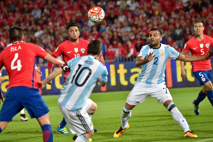 Di Maria chói sáng, Argentina thắng nghẹt thở Chile