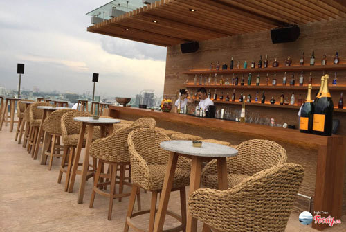 7 quán bar Rooftop 'sang chảnh' giữa Sài Gòn
