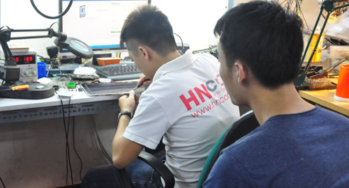 Kinh nghiệm lựa chọn trung tâm sửa chữa laptop uy tín.