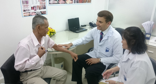 Chữa bệnh vẩy nến theo phương pháp Dr Michaels
