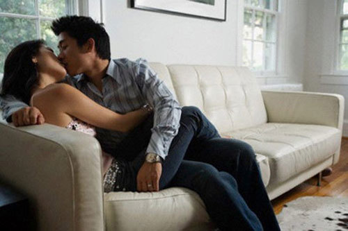 Đợi chồng mòn mỏi, 30 năm sau thành “người thứ ba”