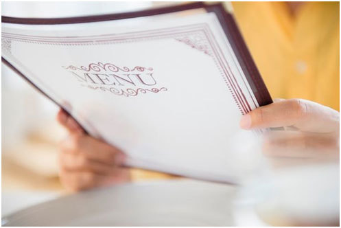 Cháy túi vì sự ‘đánh lừa’ của menu nhà hàng