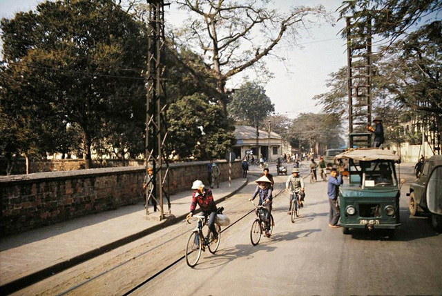 Những con phố Hà Nội cách đây gần 40 năm, bạn có nhận ra không?