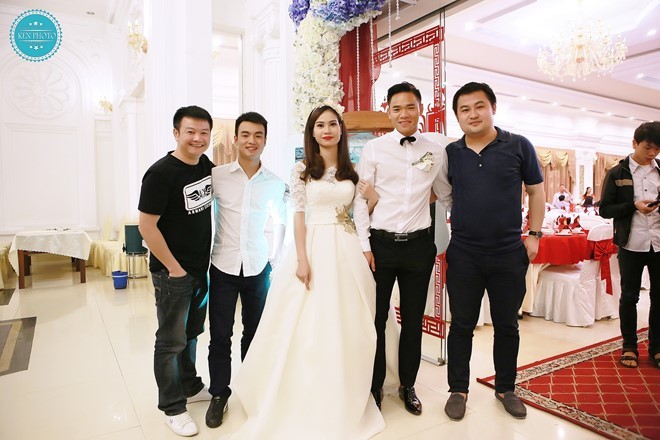 HLV Hữu Thắng, Văn Quyến dự lễ cưới Nguyên Mạnh