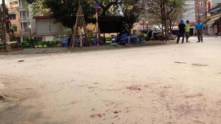 Mâu thuẫn với khách, chủ quán trà đá bị đâm chết tại chỗ