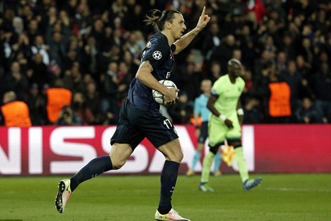 Ibrahimovic ghi bàn gỡ hòa sau sai lầm của Joe Hart