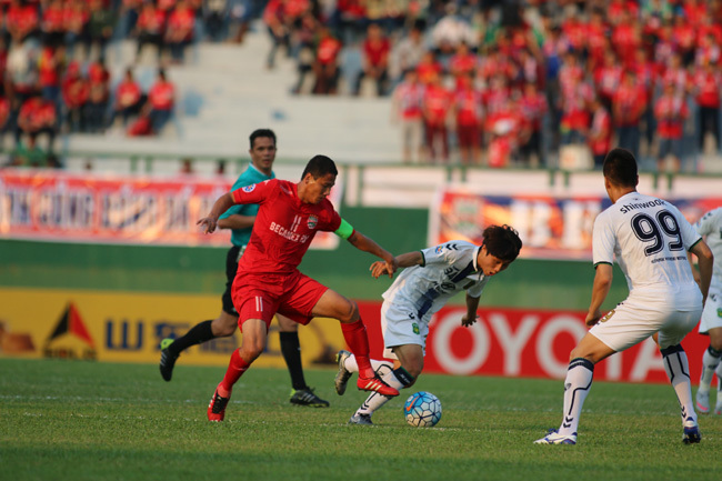 Video: B.Bình Dương 3-2 Jeonbuk FC
