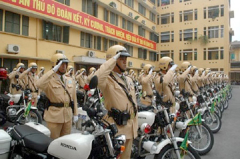 Hà Nội chuyển CSGT 'bụng phệ' sang ngồi văn phòng