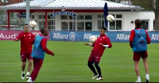 Xem bài tập cực dị của cầu thủ Bayern Munich