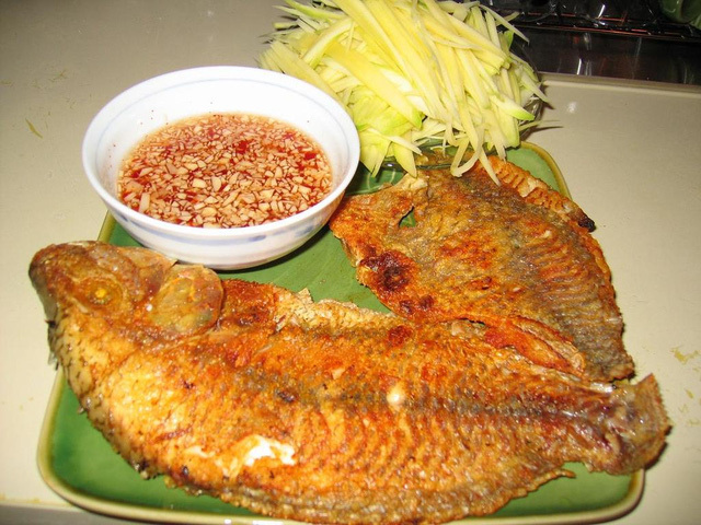 Người nào không nên ăn cá?