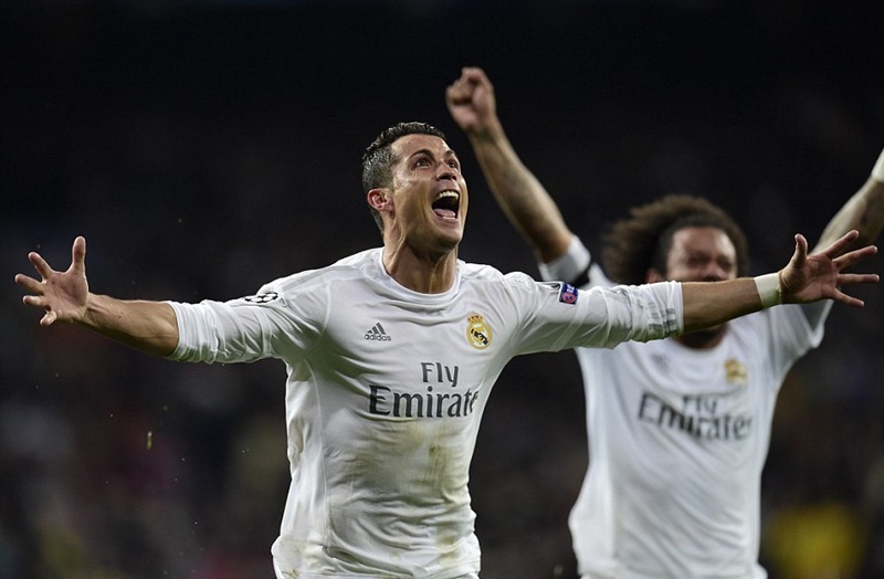 Ronaldo lập hat-trick, Real thổi bay Wolfsburg