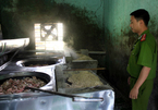 Đà Nẵng: Rùng mình hàng tạ mỡ bẩn sắp tuồn ra chợ