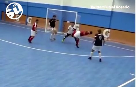 Chiêm ngưỡng kiệt tác ghi bàn trên sân futsal