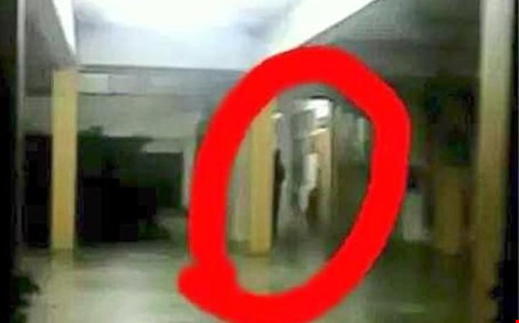 ‘Bóng đen bí ẩn’ khiến một trường học ở Malaysia đóng cửa