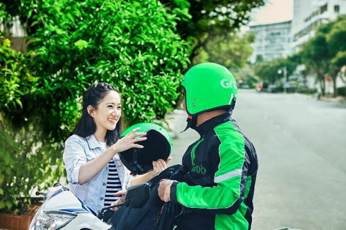 GrabBike giảm giá sốc, tham vọng phục vụ 1 triệu khách hàng