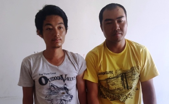 2 người Trung Quốc xài súng giả cướp ô tô ở Sài Gòn