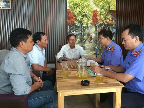 Trao quyết định minh oan cho chủ quán Xin chào