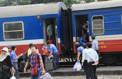30/4: Đường sắt tăng chuyến, giảm giá vé