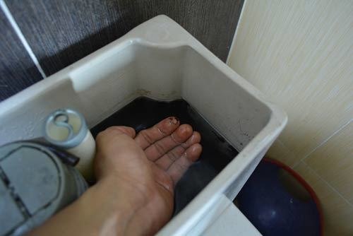 Hàng nghìn hộ dân Thủ đô đang phải dùng nước bẩn