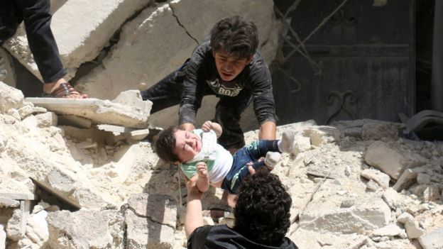 Bệnh viện ở Syria bị không kích, 27 người chết