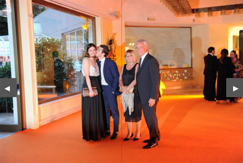 Sống và yêu như