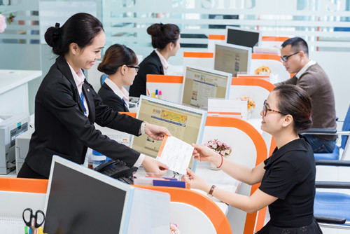 Ngân hàng đẩy mạnh hỗ trợ DN vừa và nhỏ