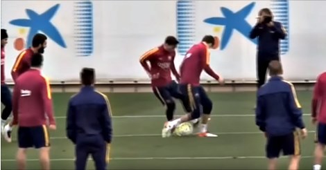 Messi khiến Pique 