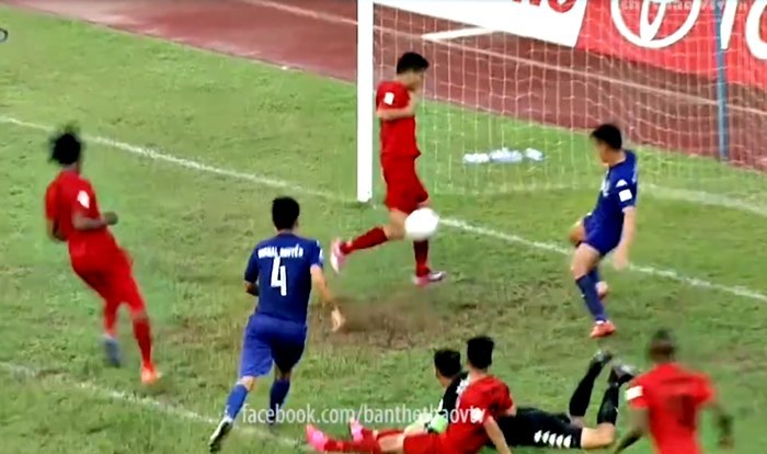 Hài hước: Cầu thủ Hải Phòng