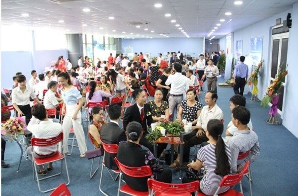 Hà Nội: Đa cấp bán hàng cho trẻ em cao gấp 82 lần giá nhập