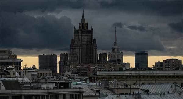 Bí ẩn 7 cao ốc chọc trời cùng kiểu ở Moscow
