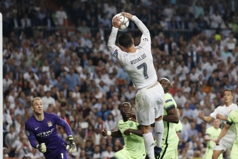 Ronaldo tái hiện tình huống 