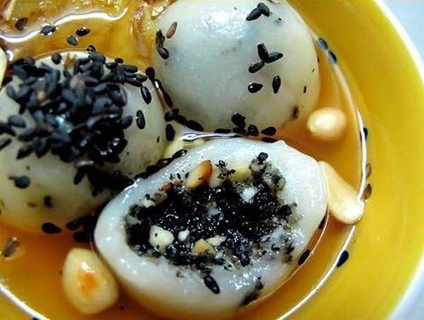Quán chè giá siêu đắt nhưng thực khách vẫn ‘nghiến răng, rút ví’ để mua