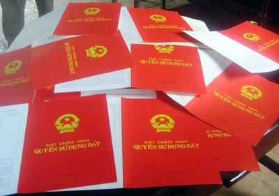 Lập tổ công tác tháo gỡ việc cấp sổ đỏ