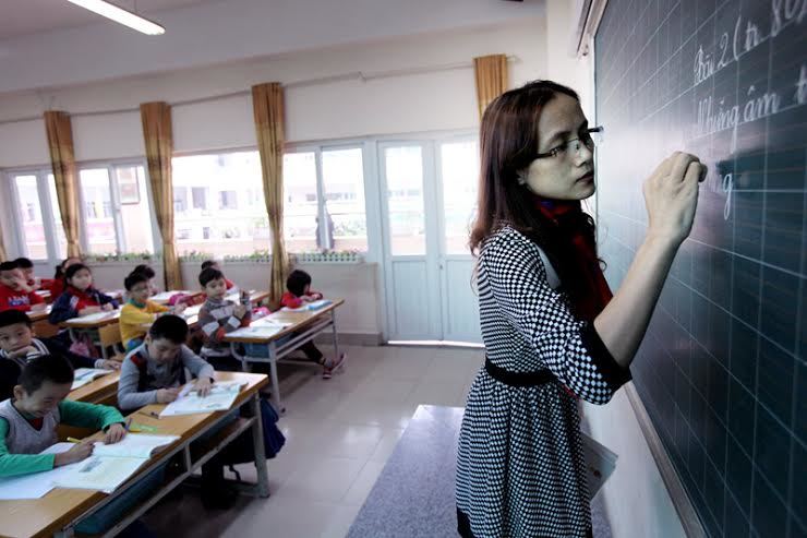 Tới năm 2025 chuẩn hóa giáo viên ngang tầm các nước tiên tiến