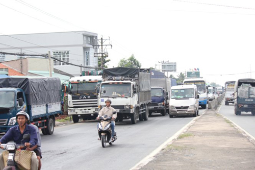 Phanh gấp gây tai nạn, xe tải cũng phải chịu bồi thường?