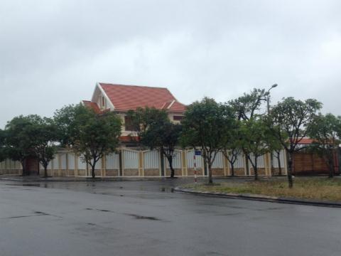 Trộm chim nhà Giám đốc sở: Không định giá được chim