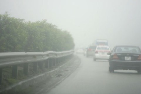 Những lưu ý khi đổ đèo bằng xe ô tô
